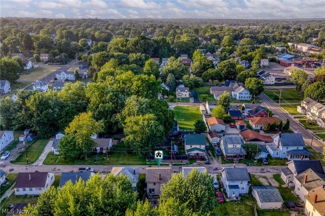 1628 May Place NE, Canton, OH 44705