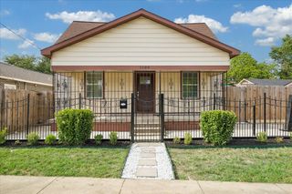 1109 Hays Street, Houston, TX 77009