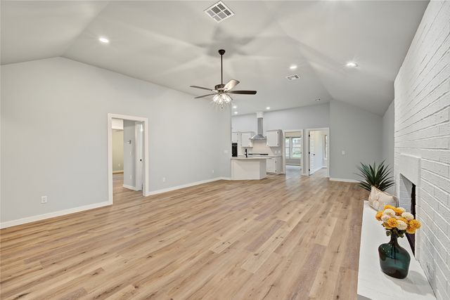 10702 E 101st Street N, Owasso, OK 74055