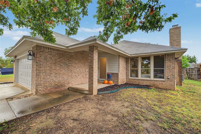 10702 E 101st Street N, Owasso, OK 74055