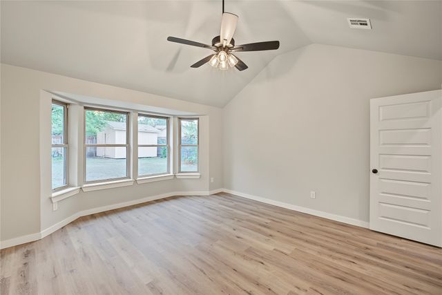 10702 E 101st Street N, Owasso, OK 74055