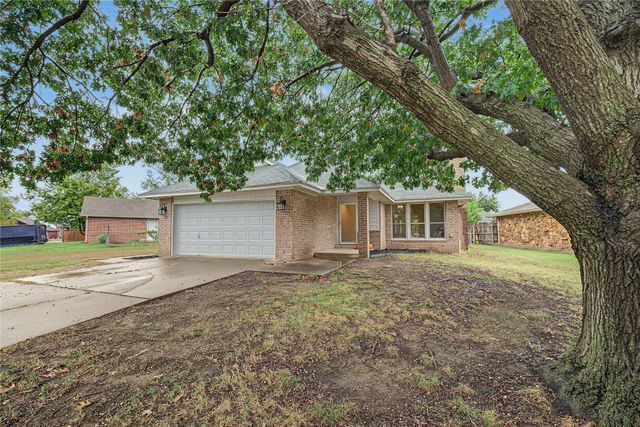 10702 E 101st Street N, Owasso, OK 74055