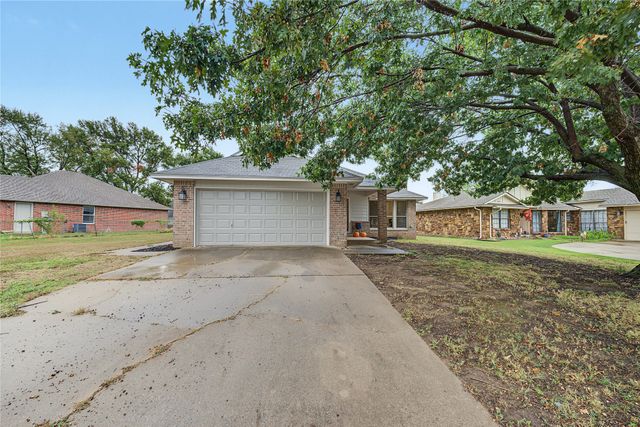 10702 E 101st Street N, Owasso, OK 74055