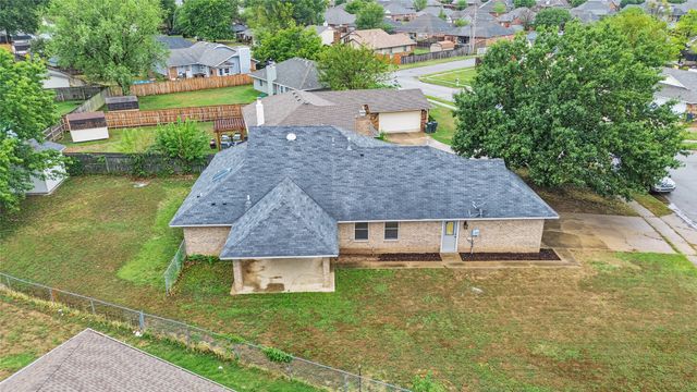 10702 E 101st Street N, Owasso, OK 74055