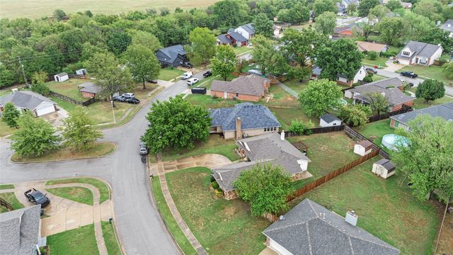 10702 E 101st Street N, Owasso, OK 74055