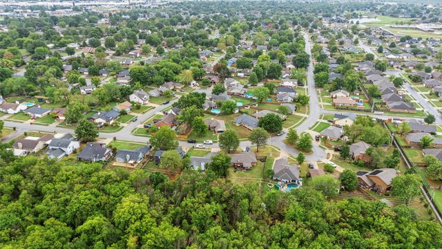 10702 E 101st Street N, Owasso, OK 74055
