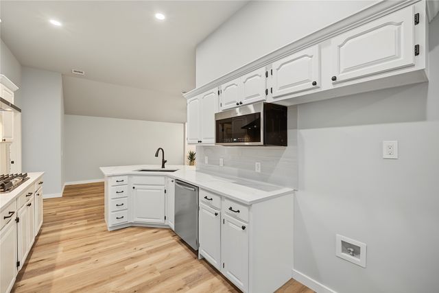 10702 E 101st Street N, Owasso, OK 74055