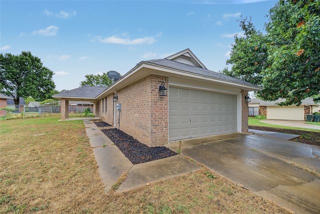10702 E 101st Street N, Owasso, OK 74055