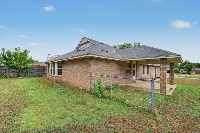 10702 E 101st Street N, Owasso, OK 74055