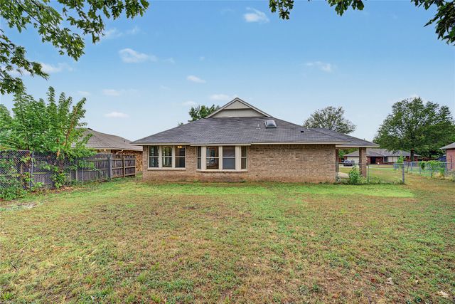 10702 E 101st Street N, Owasso, OK 74055