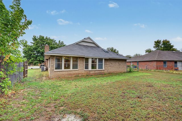 10702 E 101st Street N, Owasso, OK 74055