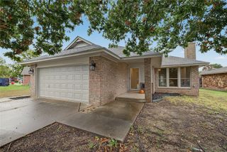 10702 E 101st Street N, Owasso, OK 74055