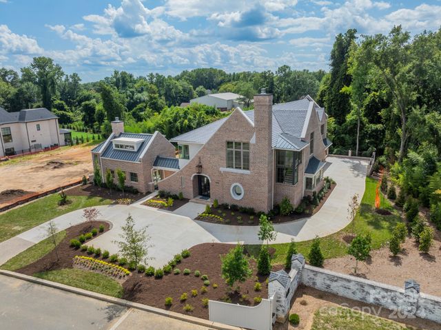 8010 Litaker Manor Court, Charlotte, NC 28270