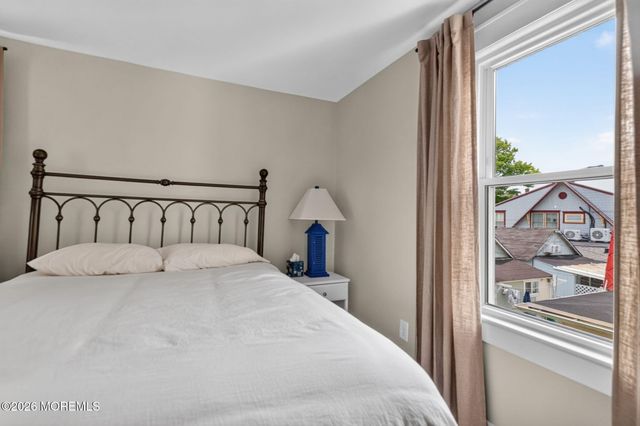 60 Asbury Avenue, Ocean Grove, NJ 07756