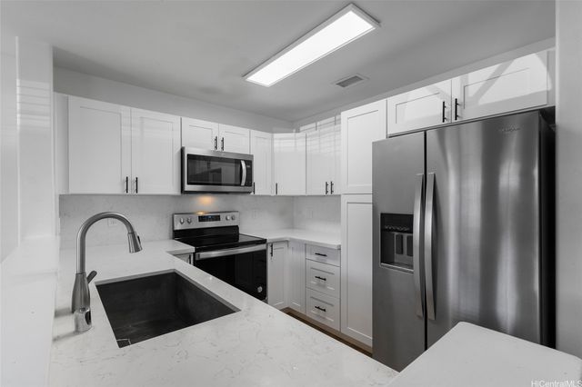 91-2075 Kaioli Street 902, Ewa Beach, HI 96706