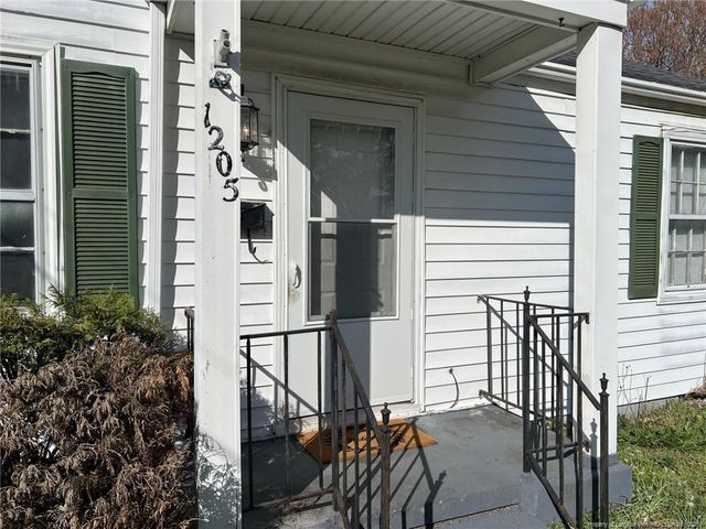 1205 Eisenhower Street, Lumberton, NC 28358