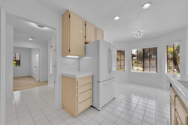 11604 Springside Rd, San Diego, CA 92128