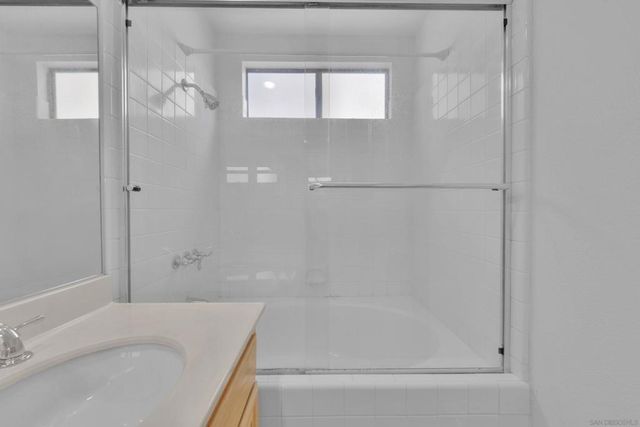 11604 Springside Rd, San Diego, CA 92128