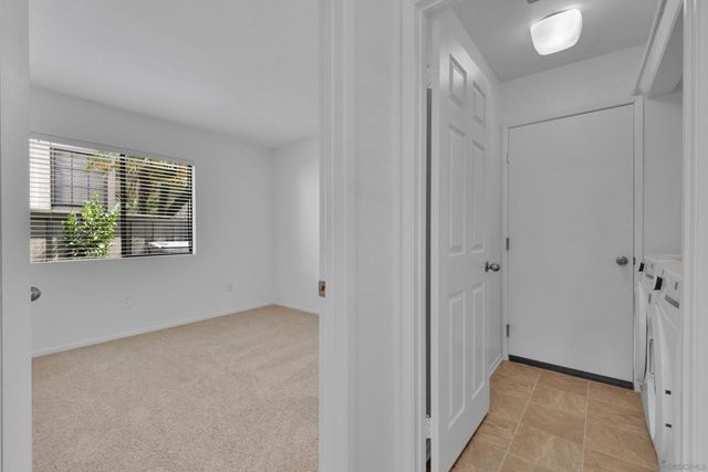 11604 Springside Rd, San Diego, CA 92128