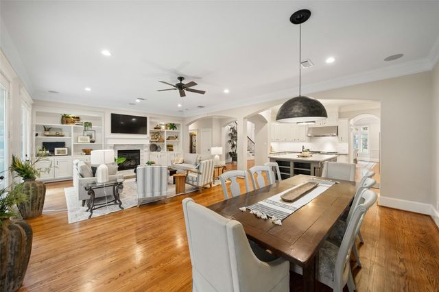 1363 Chippendale Road, Houston, TX 77018