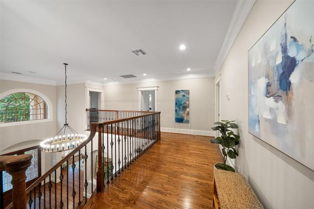 1363 Chippendale Road, Houston, TX 77018