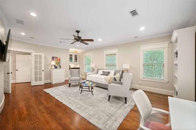 1363 Chippendale Road, Houston, TX 77018