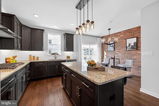 11 HEDLEY LN, Hatboro, PA 19040