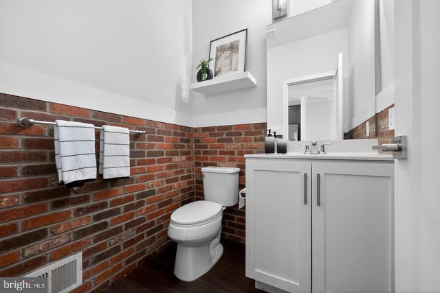 11 HEDLEY LN, Hatboro, PA 19040