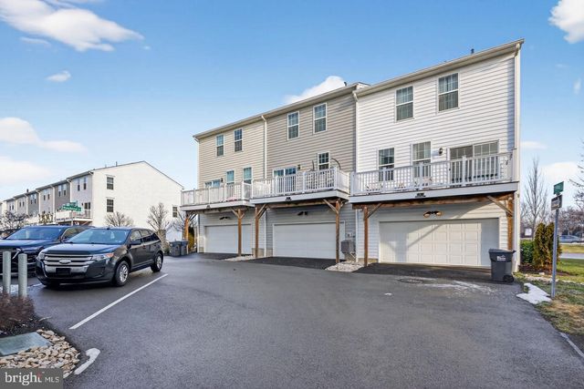 11 HEDLEY LN, Hatboro, PA 19040