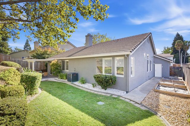 209 Wisteria Ct, Roseville, CA 95678