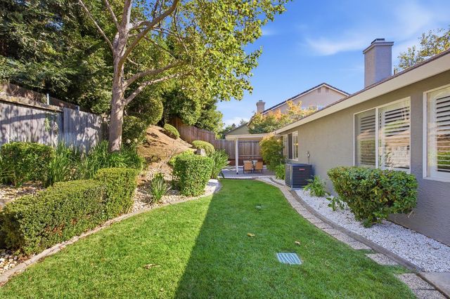 209 Wisteria Ct, Roseville, CA 95678