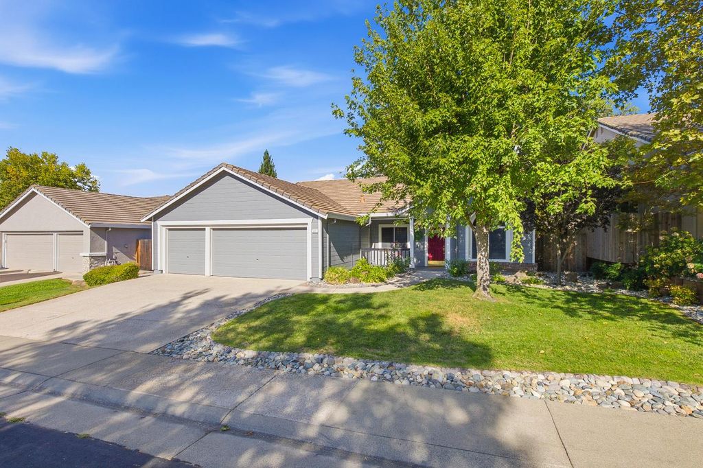 209 Wisteria Ct, Roseville, CA 95678