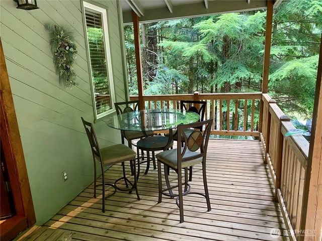 16726 Mountain Side Drive E, Greenwater, WA 98022