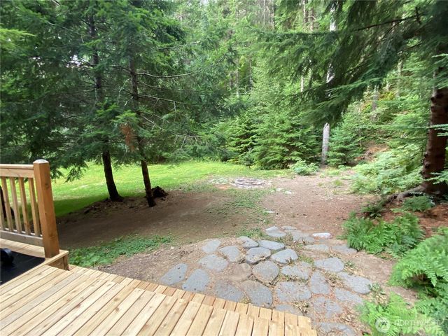 16726 Mountain Side Drive E, Greenwater, WA 98022