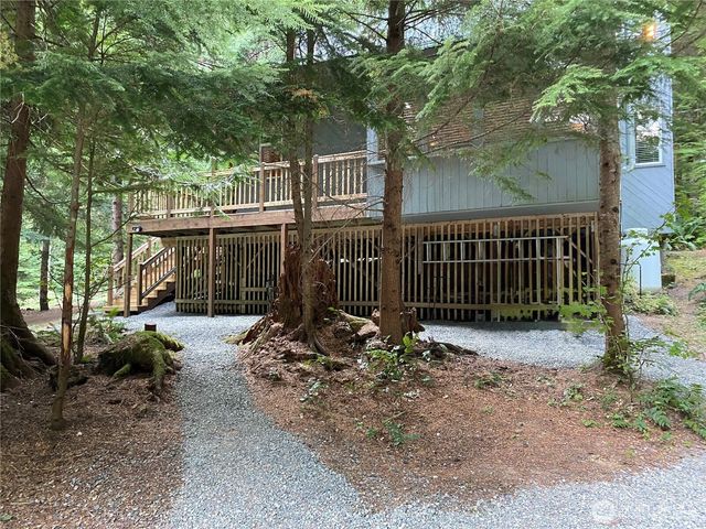 16726 Mountain Side Drive E, Greenwater, WA 98022