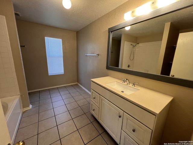 4926 Heather Pass, San Antonio, TX 78218