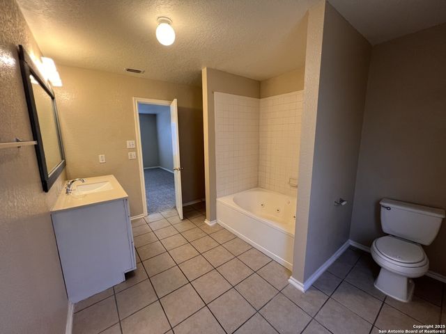 4926 Heather Pass, San Antonio, TX 78218