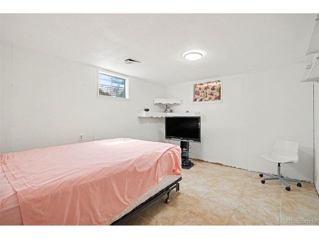 1483 S Balsam St, Denver, CO 80232