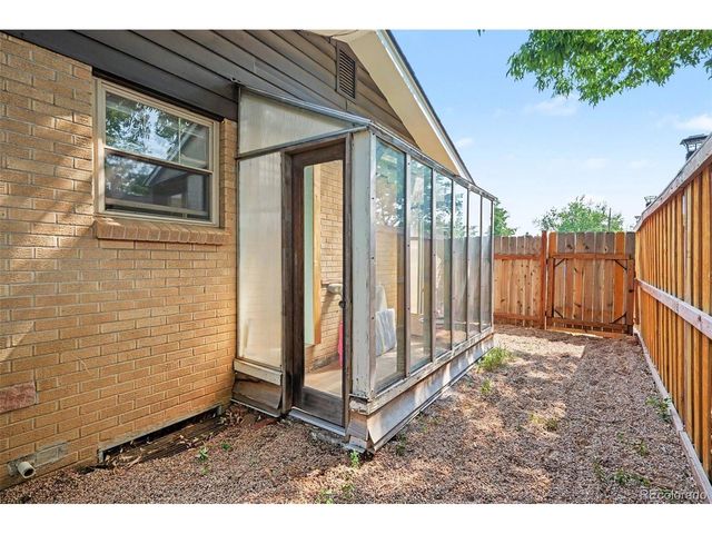 1483 S Balsam St, Denver, CO 80232
