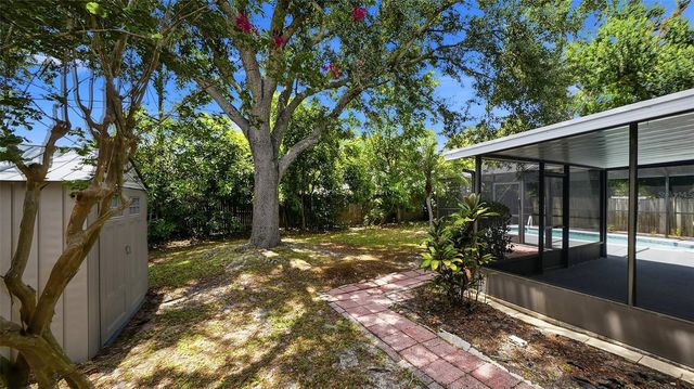 3944 PALAU DRIVE, Sarasota, FL 34241