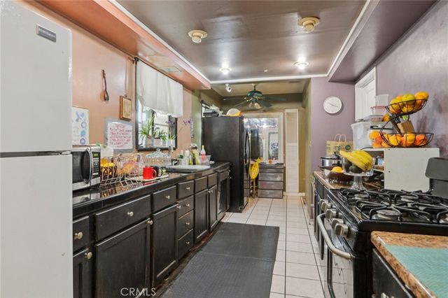 8345 Kester, Panorama City, CA 91402