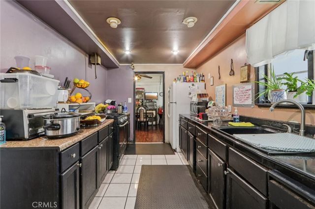 8345 Kester, Panorama City, CA 91402