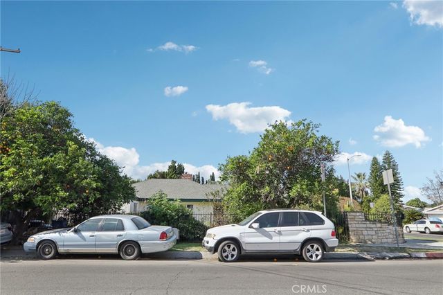 8345 Kester, Panorama City, CA 91402