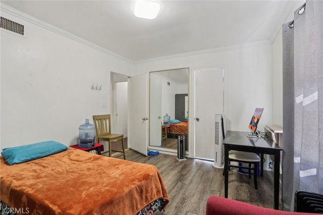 8345 Kester, Panorama City, CA 91402