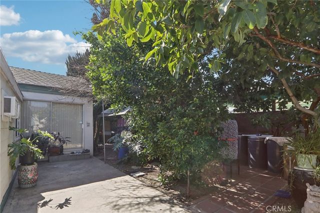 8345 Kester, Panorama City, CA 91402