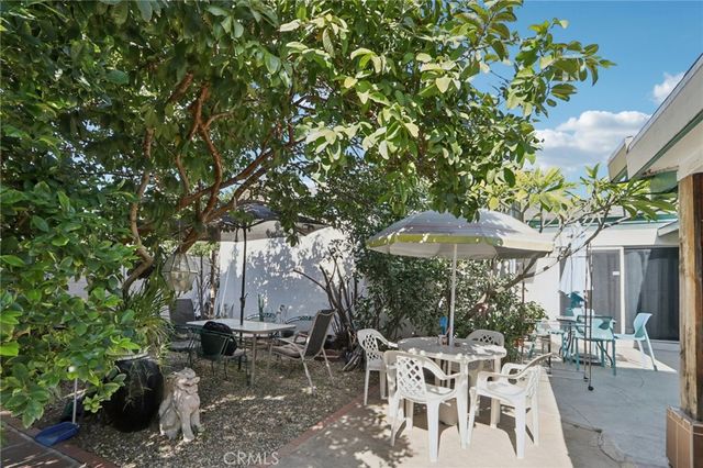 8345 Kester, Panorama City, CA 91402