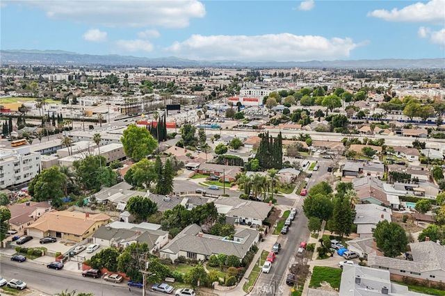 8345 Kester, Panorama City, CA 91402