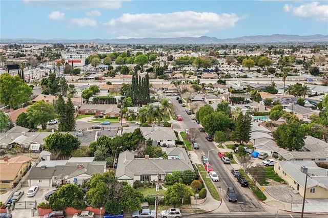 8345 Kester, Panorama City, CA 91402