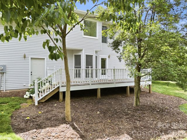 1091 WINDSWEPT RIDGE Road, Marshall, NC 28753