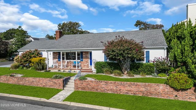 67 N Farragut Avenue, Manasquan, NJ 08736